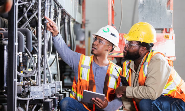 Best 24-Hour Electrician  in Southgate, MI
